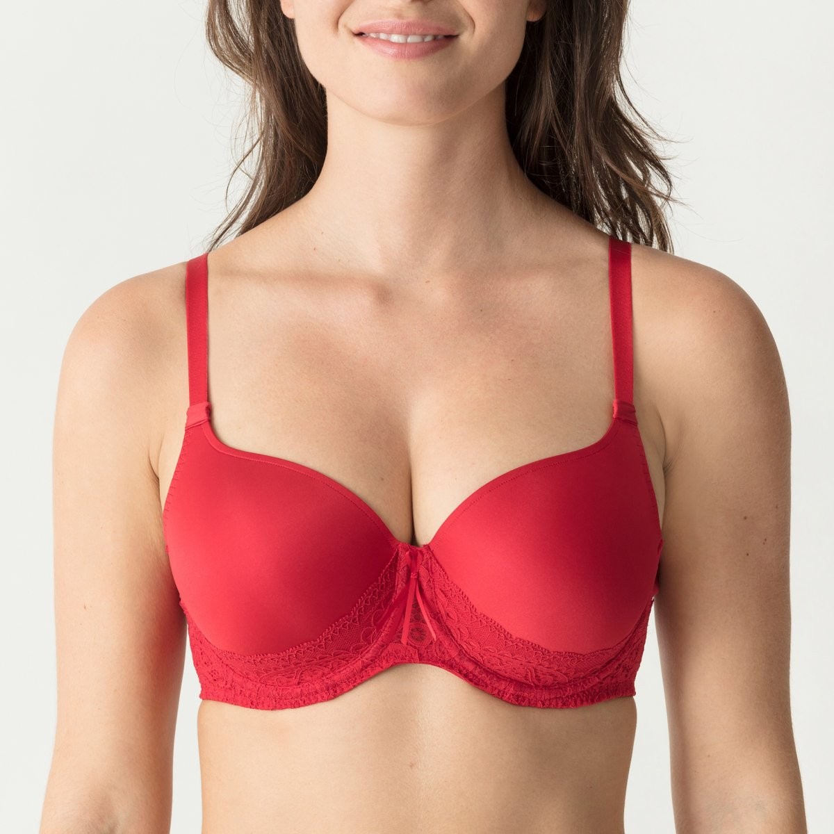 décolleté profond soutien gorge